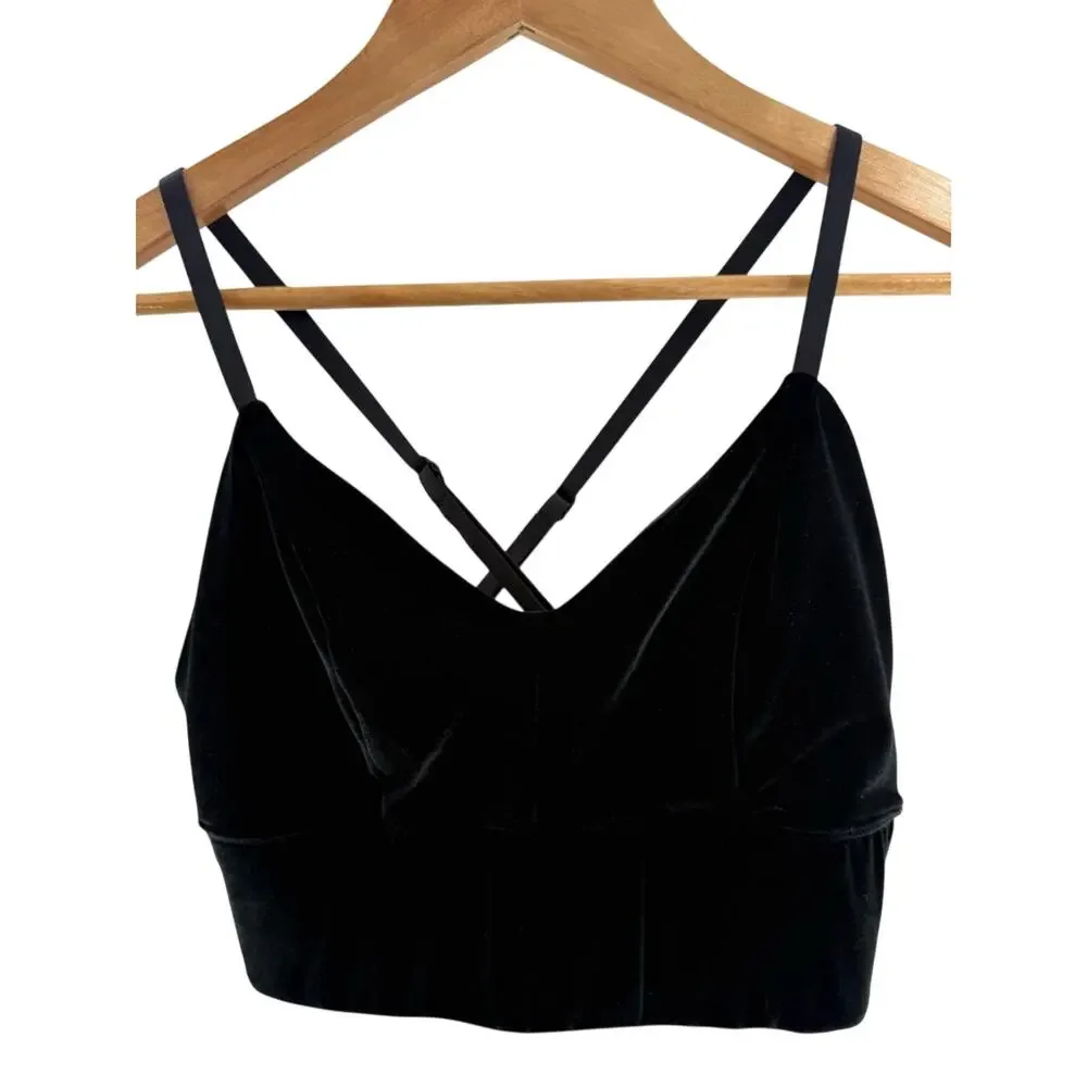 NWT Beyond Yoga Velvet Motion Bra Gym Cropped Top Black Workout Size Medium - Picture 6 of 14